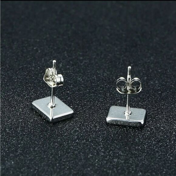 Stainless Steel Ace of Spade Stud Earrings Unisex - Picture 6 of 7